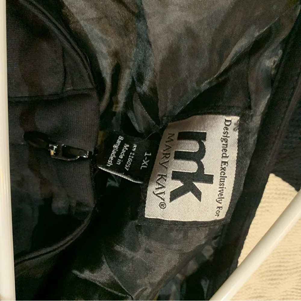 Mary Kay Black Designer Jacket - Picture 3 of 3